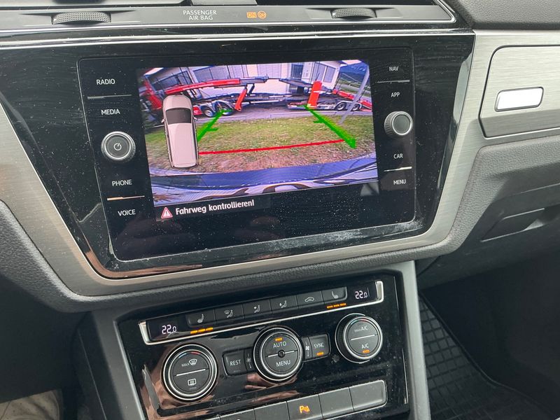 Volkswagen Touran 1.6 TDI Comfortline BlueMotion Tech 2018 – снимка 27
