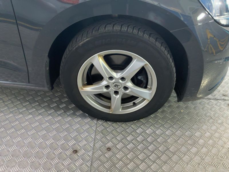 Volkswagen Touran 1.6 TDI Comfortline BlueMotion Tech 2018 – снимка 11