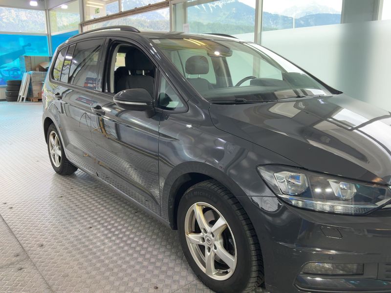 Volkswagen Touran 1.6 TDI Comfortline BlueMotion Tech 2018 – снимка 12
