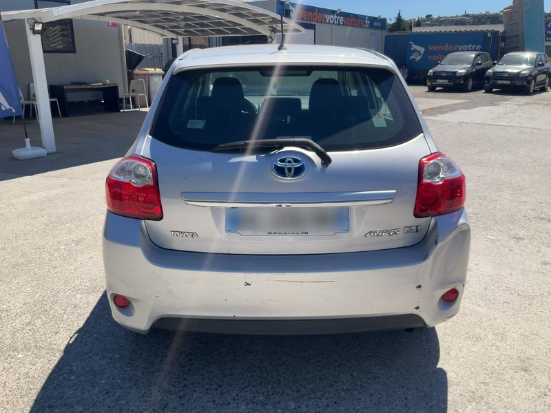 Toyota Auris 1.8 Hybrid Lounge 2012 – снимка 7