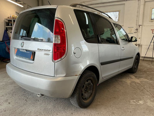 Skoda Roomster 1.2 TSI Ambition 2012 – снимка 2
