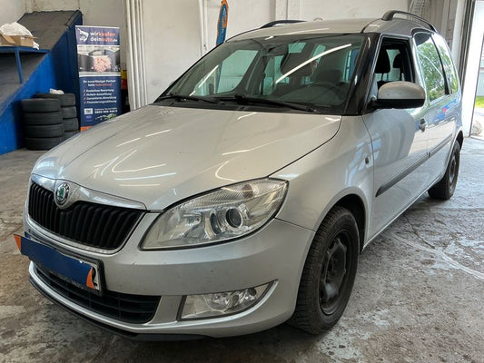 Skoda Roomster 1.2 TSI Ambition 2012 – снимка 1