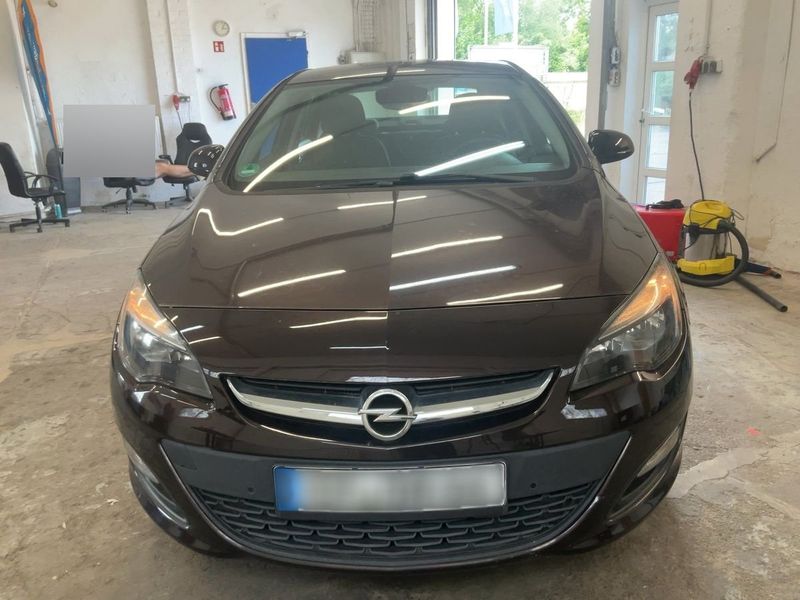 Opel Astra 1.6 Selection 2014 – снимка 14