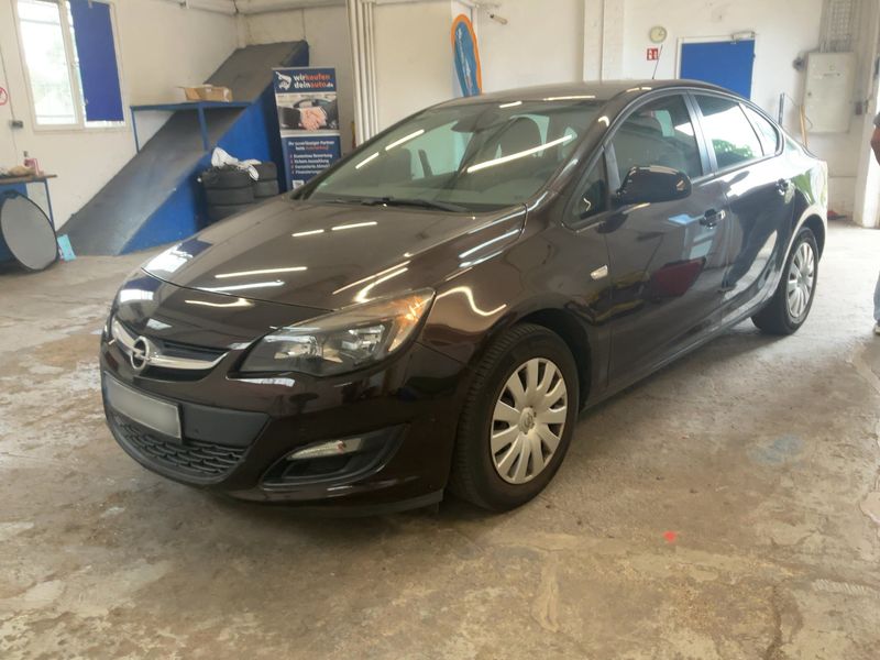 Opel Astra 1.6 Selection 2014 – снимка 1