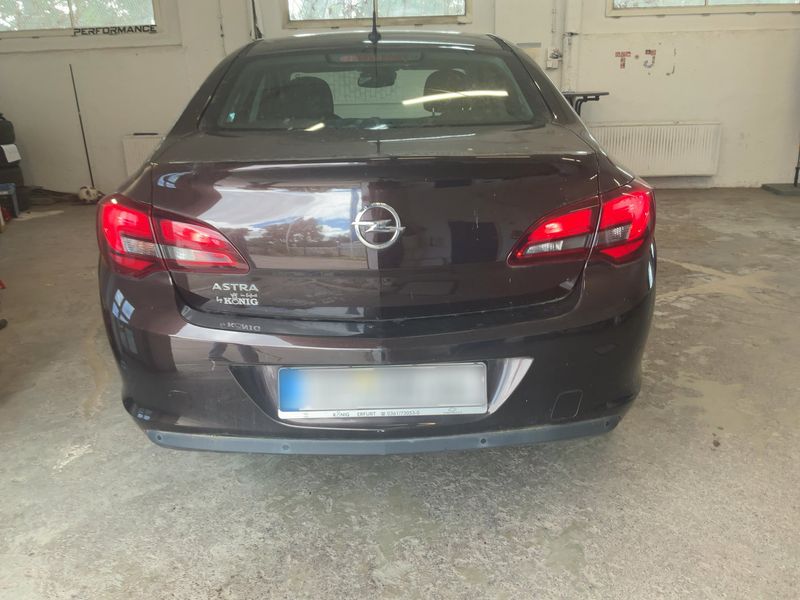 Opel Astra 1.6 Selection 2014 – снимка 7