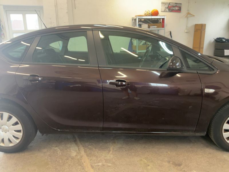 Opel Astra 1.6 Selection 2014 – снимка 10