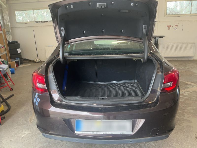Opel Astra 1.6 Selection 2014 – снимка 15