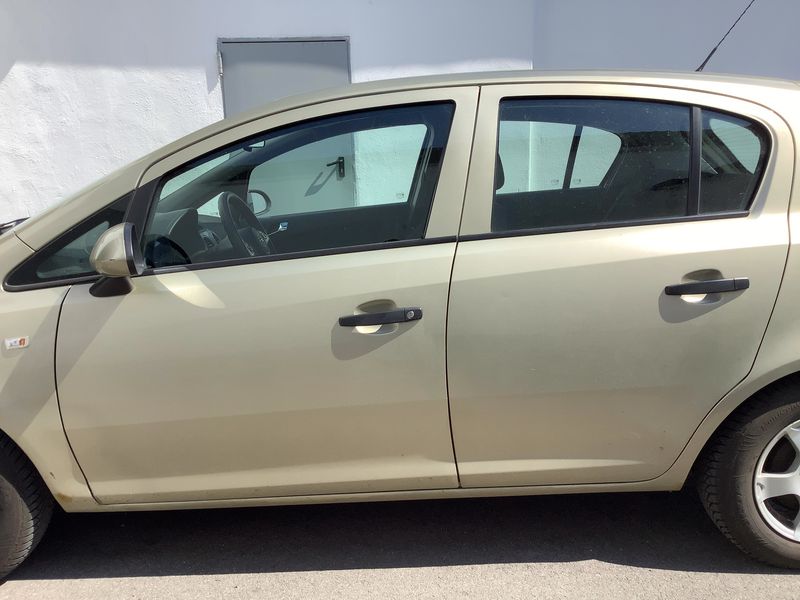 Opel Corsa 1.4 Selection "110 Jahre" 2009 – снимка 4