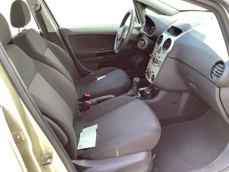 Opel Corsa 1.4 Selection "110 Jahre" 2009 – снимка 16