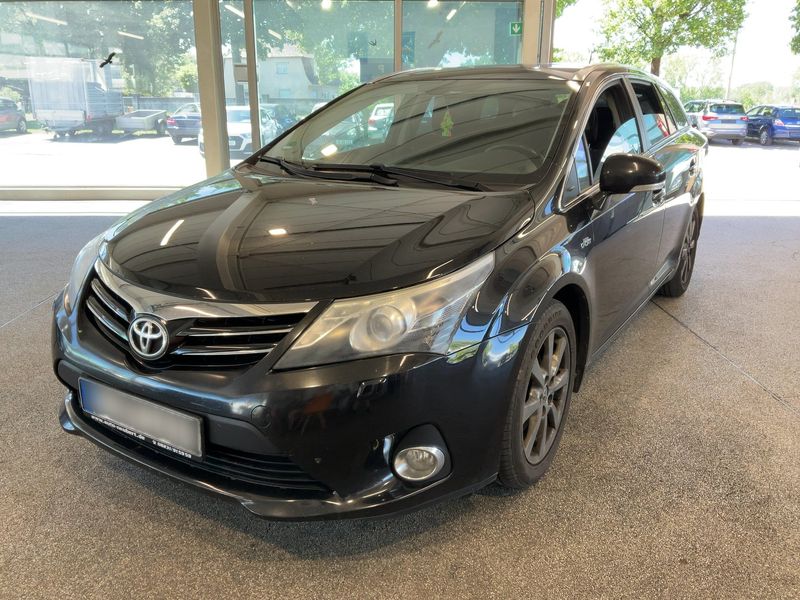 Toyota Avensis 2.2 D-4D Life 2012 – снимка 1