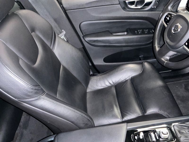 Volvo XC60 2.0 D4 Inscription AWD 2017 – снимка 25