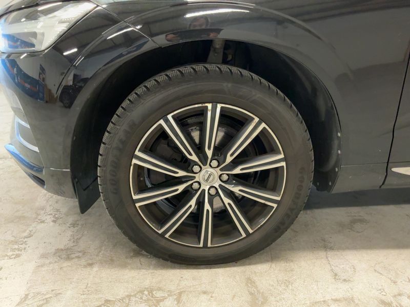 Volvo XC60 2.0 D4 Inscription AWD 2017 – снимка 3