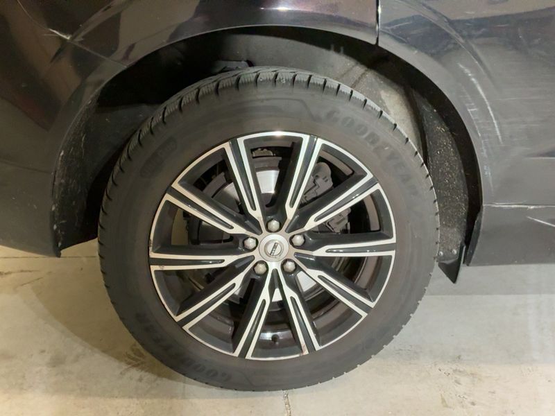 Volvo XC60 2.0 D4 Inscription AWD 2017 – снимка 9