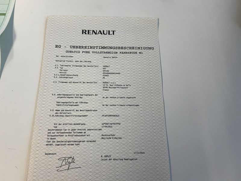 Renault Espace 1.6 dCi Energy Initiale Paris 2015 – снимка 21