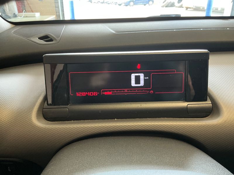 Citroen C4 Cactus 1.2 VTi Feel 2017 – снимка 18