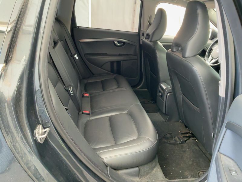 Volvo V70 2.0 D3 Summum 2017 – снимка 19