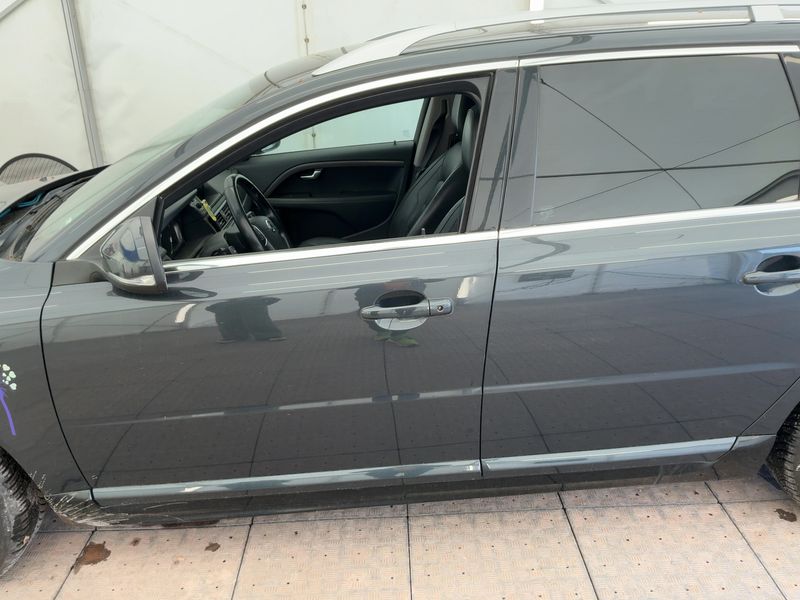Volvo V70 2.0 D3 Summum 2017 – снимка 4