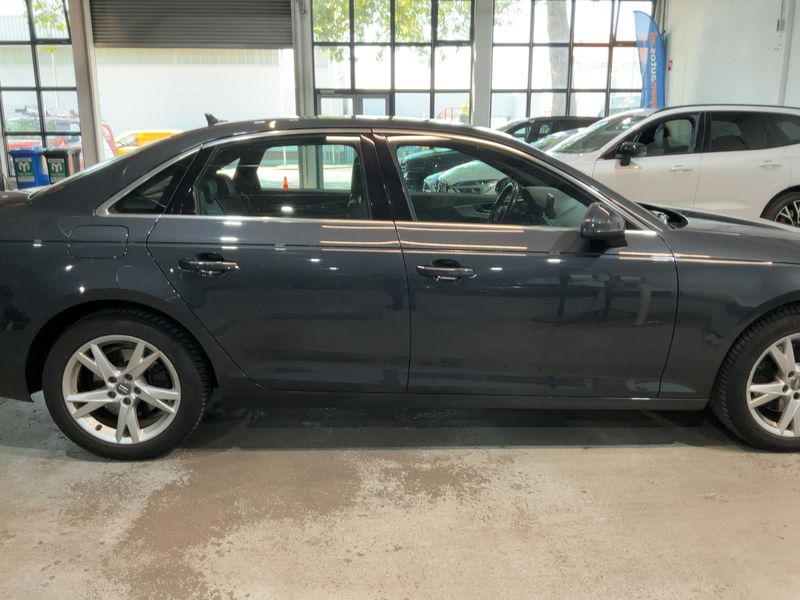 Audi A4 2.0 TFSI ultra Sport 2016 – снимка 10