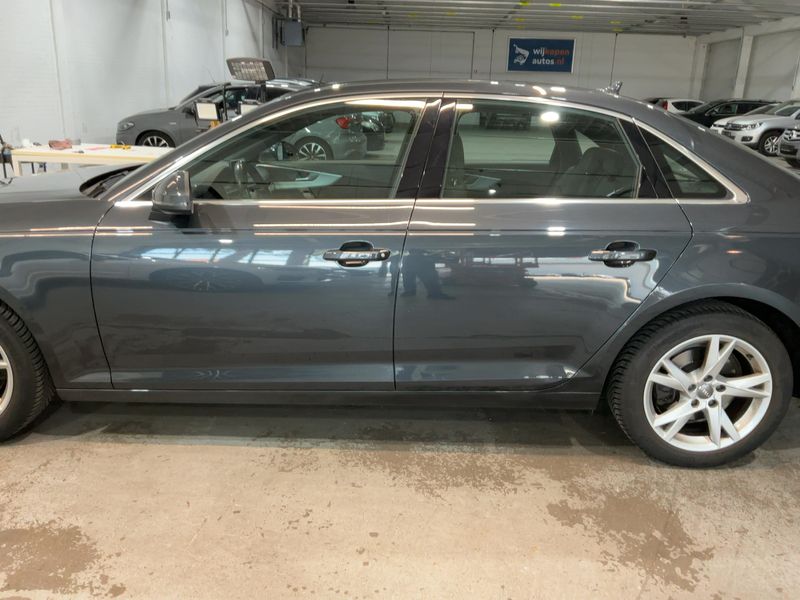 Audi A4 2.0 TFSI ultra Sport 2016 – снимка 4