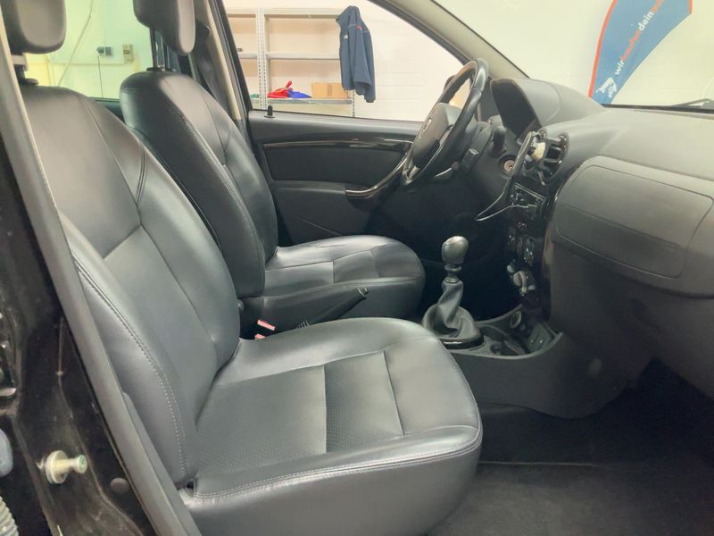 Dacia Duster 1.5 dCi Prestige 4x4 2012 – снимка 16