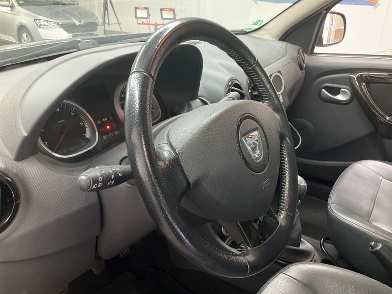 Dacia Duster 1.5 dCi Prestige 4x4 2012 – снимка 25