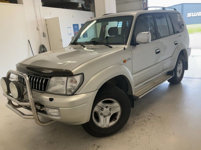 Toyota Land Cruiser 3.0 D-4D GX 2001 – снимка 1