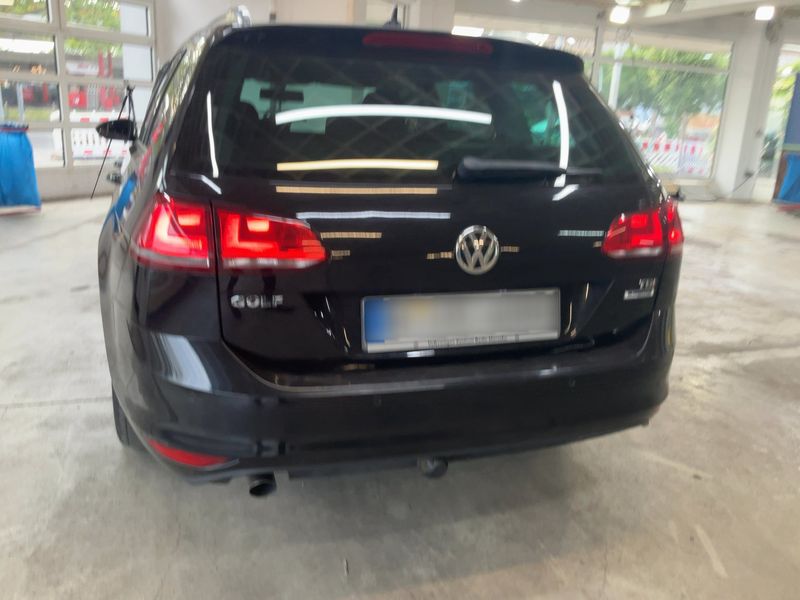 Volkswagen Golf VII 1.6 TDI Lounge BlueMotion Tech 2015 – снимка 7