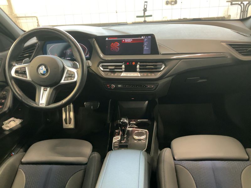 BMW 1er 120i M Sport 2023 – снимка 19