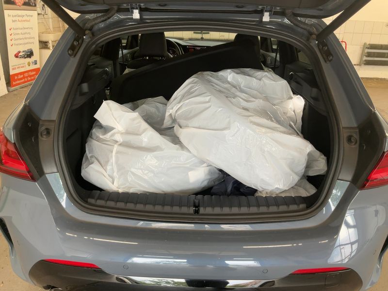 BMW 1er 120i M Sport 2023 – снимка 17