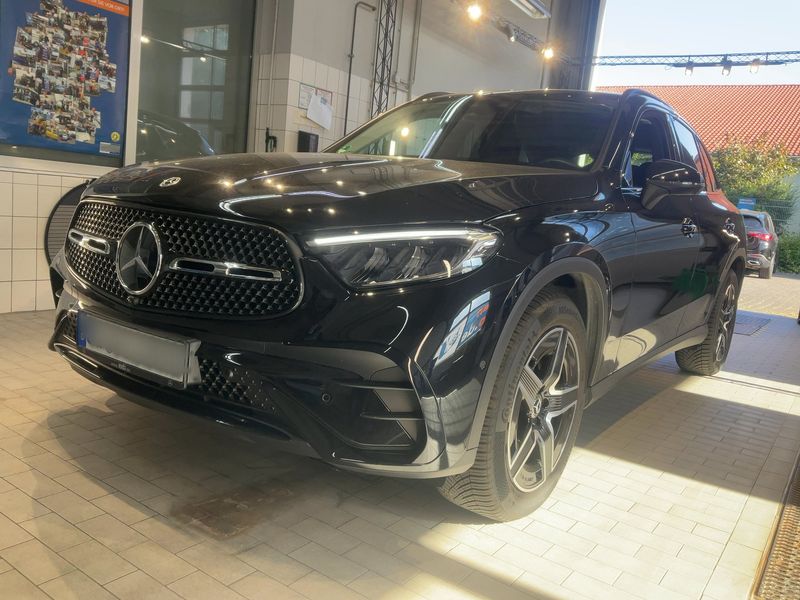 Mercedes-Benz GLC-Klasse GLC 200 Mild-Hybrid 4Matic AMG Line 2024 – снимка 2