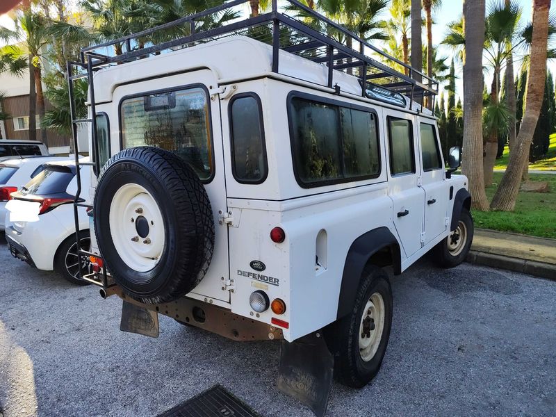 Land Rover Defender 2.2 Td4 110 SE Station Wagon 2013 – снимка 5