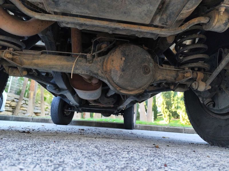 Land Rover Defender 2.2 Td4 110 SE Station Wagon 2013 – снимка 16