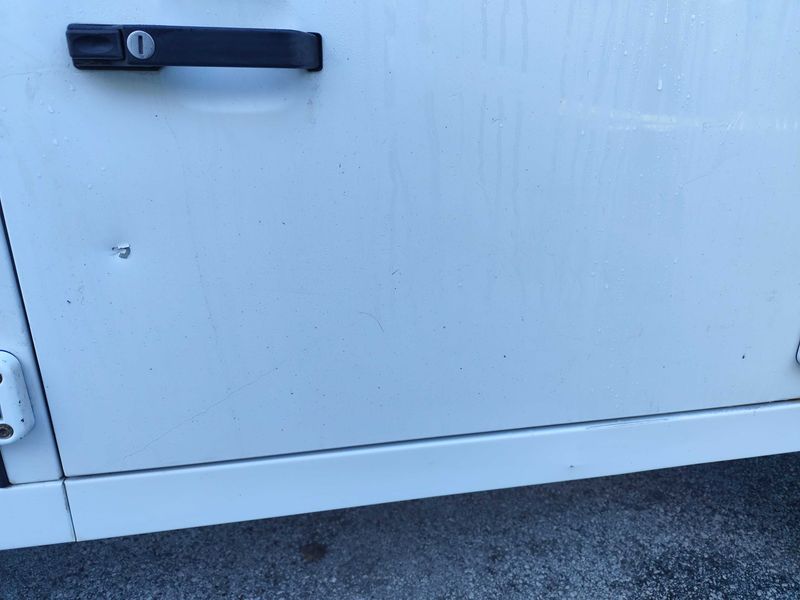 Land Rover Defender 2.2 Td4 110 SE Station Wagon 2013 – снимка 20