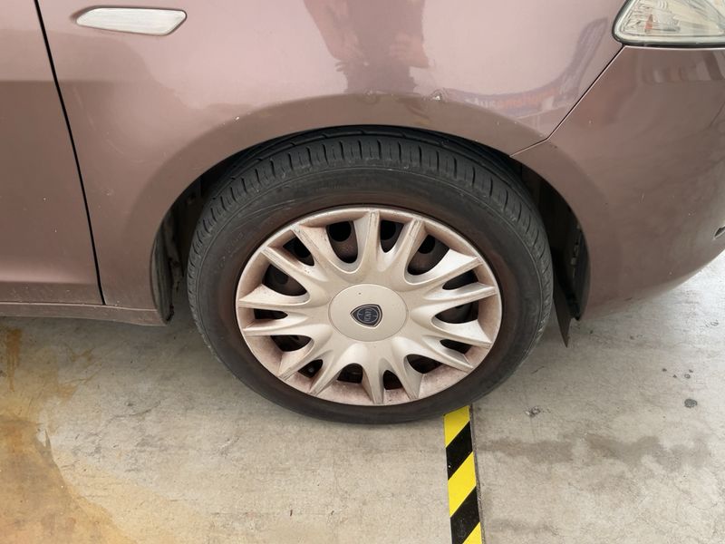 Lancia Ypsilon 1.2 Gold 2015 – снимка 11