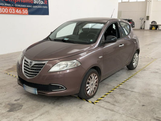 Lancia Ypsilon 1.2 Gold 2015 – снимка 1