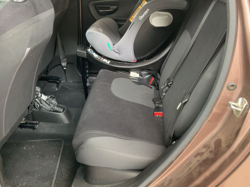 Lancia Ypsilon 1.2 Gold 2015 – снимка 19