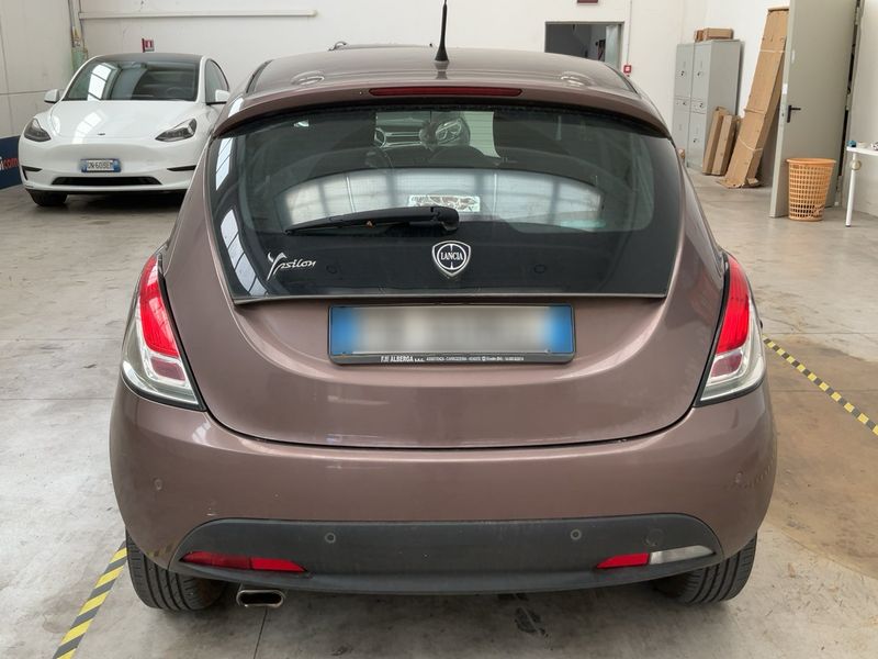 Lancia Ypsilon 1.2 Gold 2015 – снимка 7
