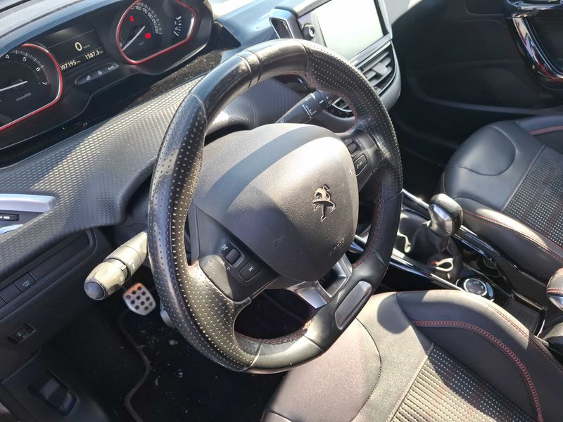 Peugeot 2008 1.2 e-THP GT Line 2016 – снимка 74
