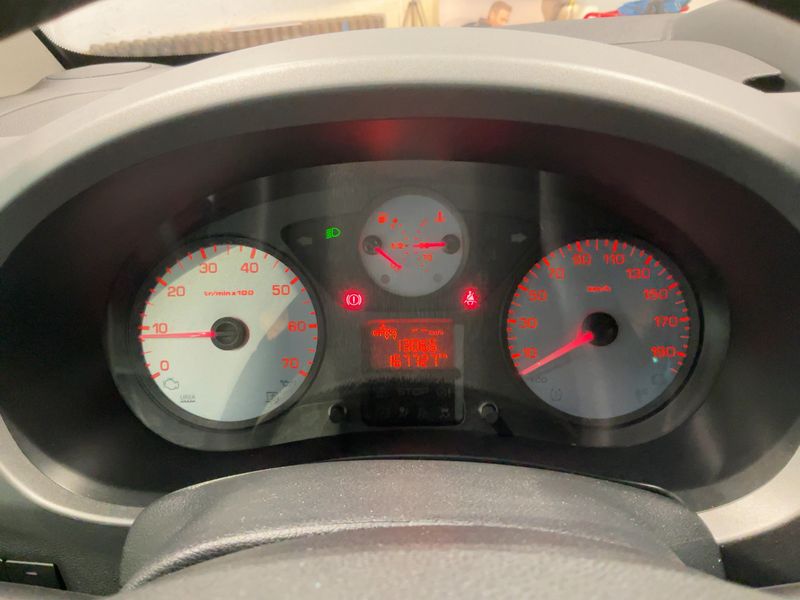 Citroen Berlingo 1.6 Blue-HDi Selection 2016 – снимка 19
