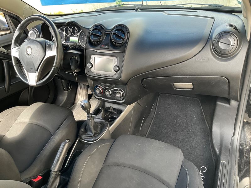Alfa Romeo MiTo 1.4 Junior 2016 – снимка 17