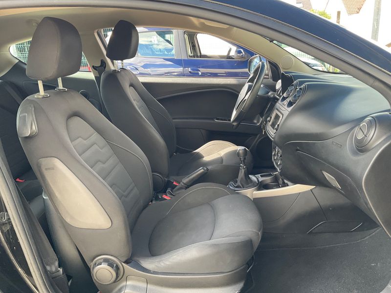 Alfa Romeo MiTo 1.4 Junior 2016 – снимка 16