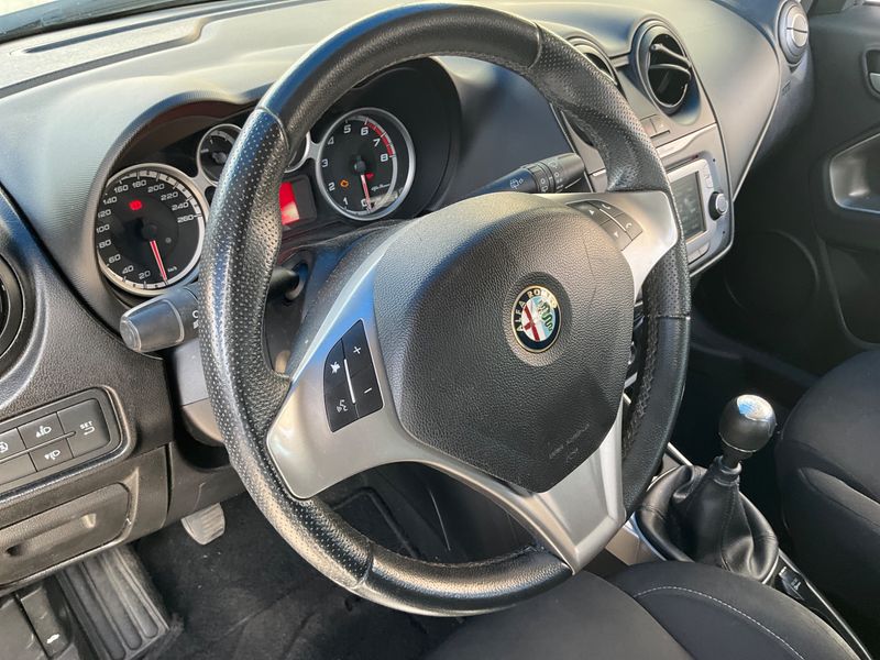 Alfa Romeo MiTo 1.4 Junior 2016 – снимка 29