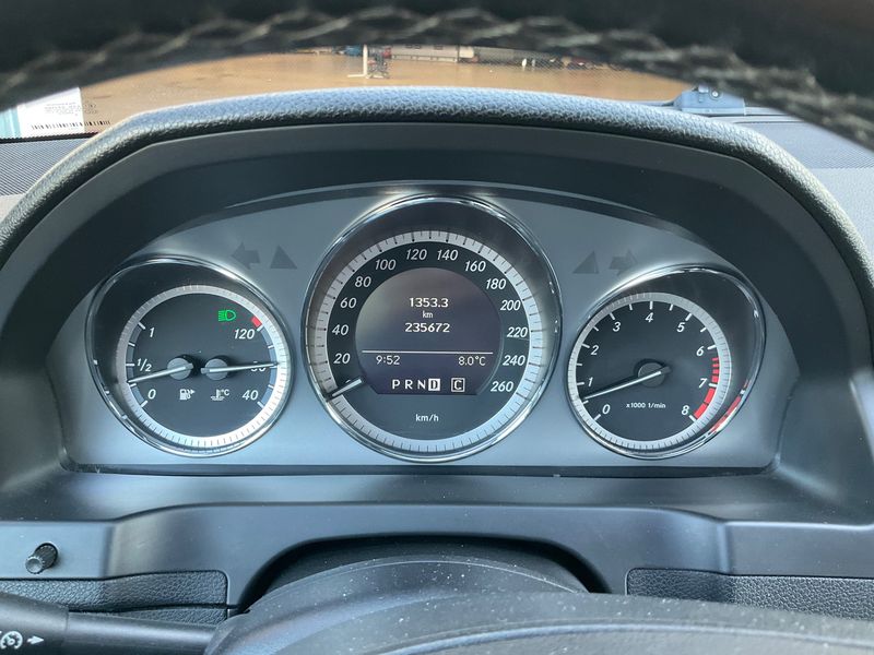 Mercedes-Benz C-Klasse C 180 CGI BlueEfficiency Avantgarde 2010 – снимка 18