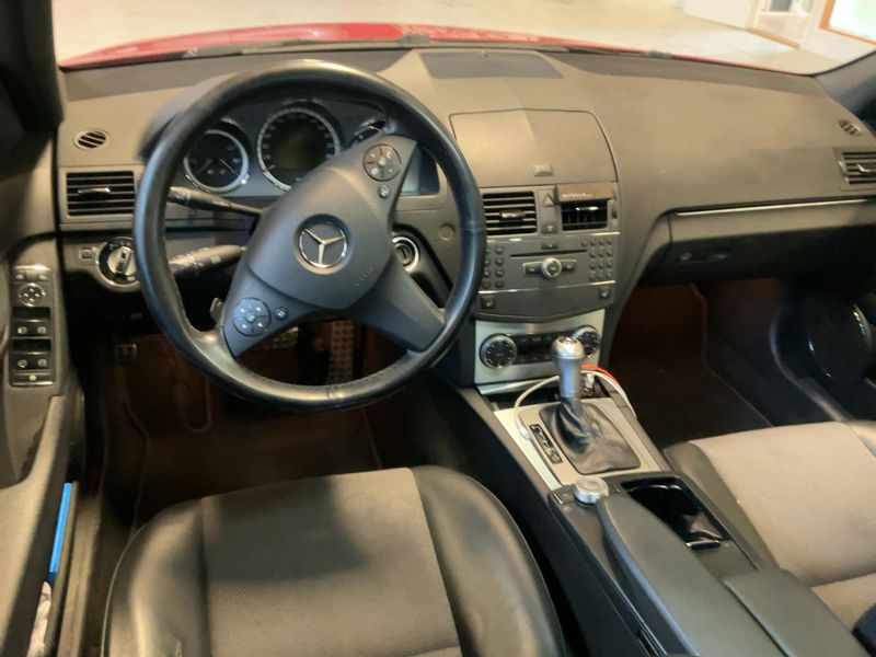 Mercedes-Benz C-Klasse C 180 CGI BlueEfficiency Avantgarde 2010 – снимка 17