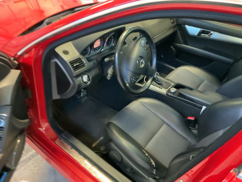 Mercedes-Benz C-Klasse C 180 CGI BlueEfficiency Avantgarde 2010 – снимка 16