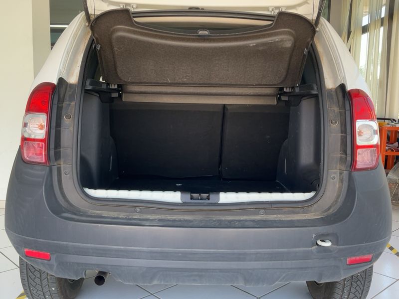 Dacia Duster 1.6 LPG Ambiance 4x2 2015 – снимка 15