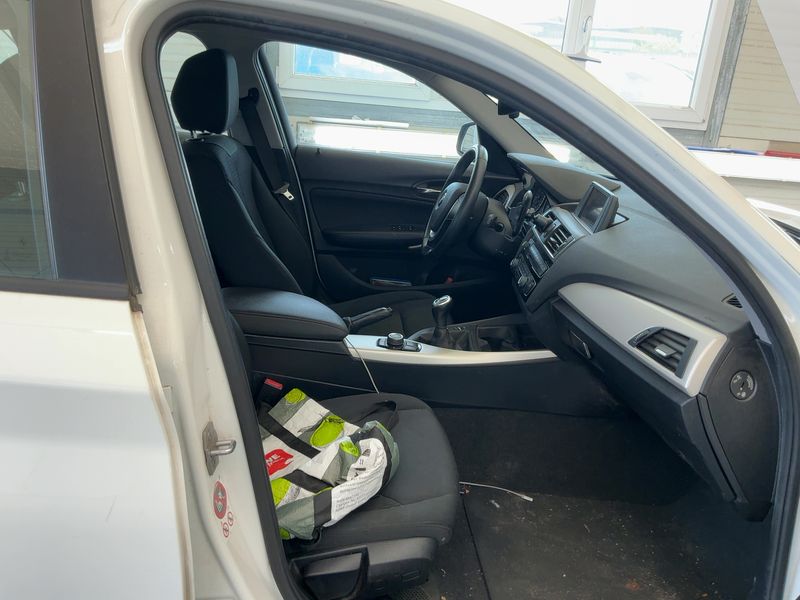 BMW 1er 116i 2015 – снимка 16