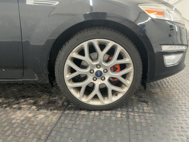 Ford Mondeo 2.0 EcoBoost Business Edition 2014 – снимка 11