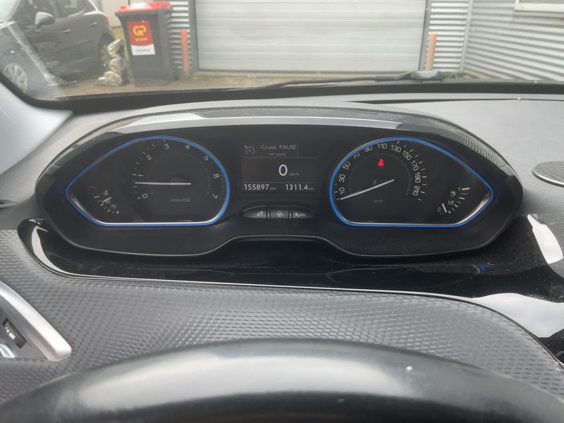 Peugeot 2008 1.6 Allure 2014 – снимка 18