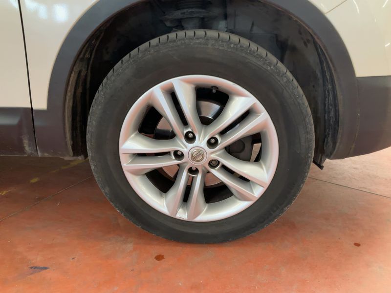 Nissan Qashqai 1.6 dCi Tekna 2014 – снимка 11